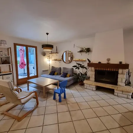 Nice House Near Paris